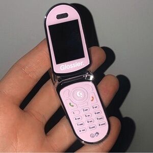 Glossier Los Angeles L.A. limited edition y2k flip phone keychain